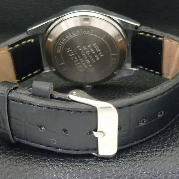 Vintage 1970 Citizen Automatic Mens Silver Watch W/daydate & Arabic accents